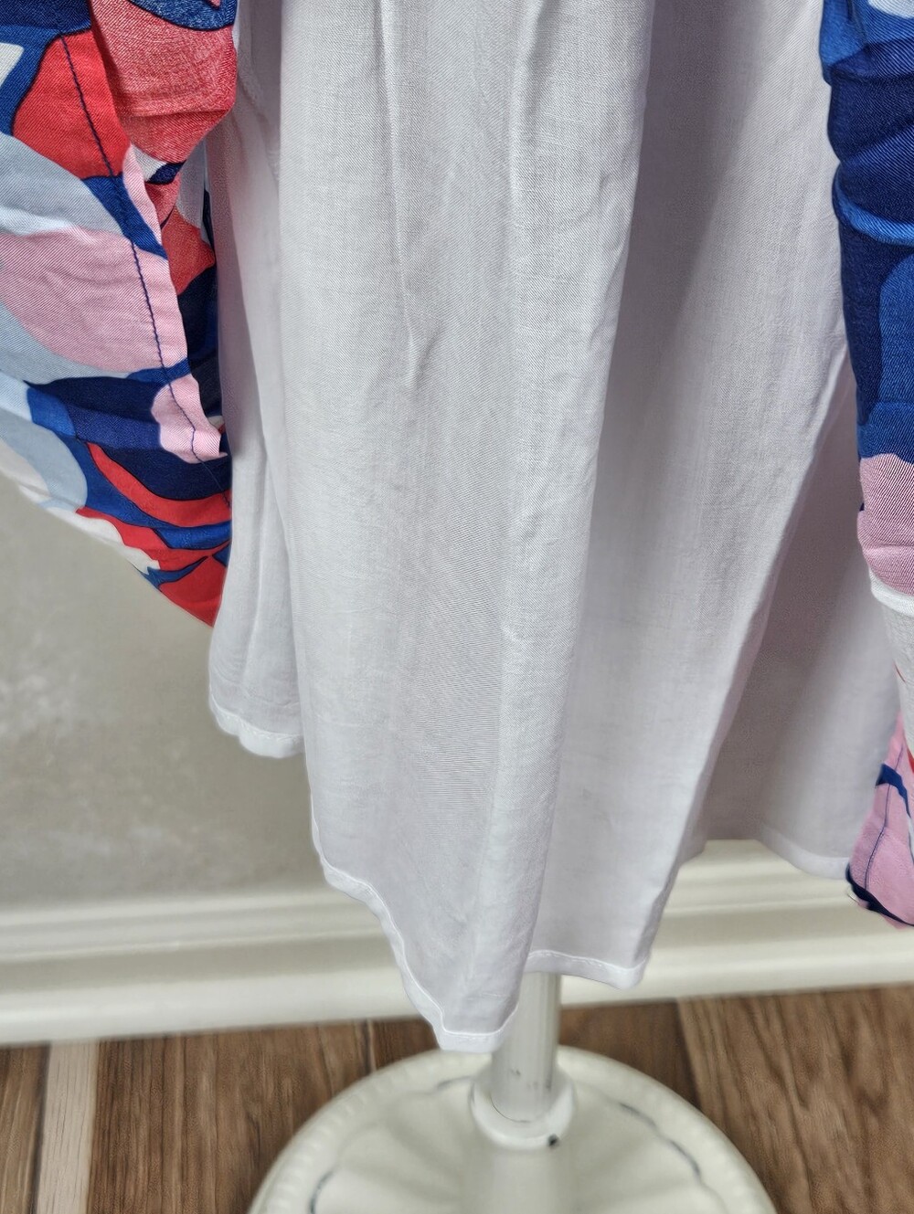 Draper James RSVP Blue Floral Tiered Midi Skirt with Red and Pink Accents NWOT - Picture 6 of 11